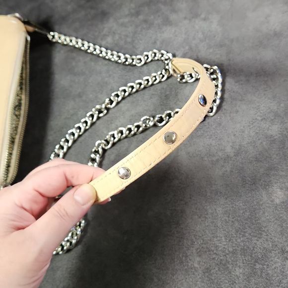 Rebecca Minkoff Cream Crossbody Bag - Picture 13 of 16